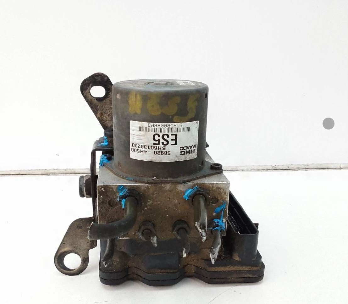 Module ABS occasion pour Hyundai H1.  58920-4H500 ES5