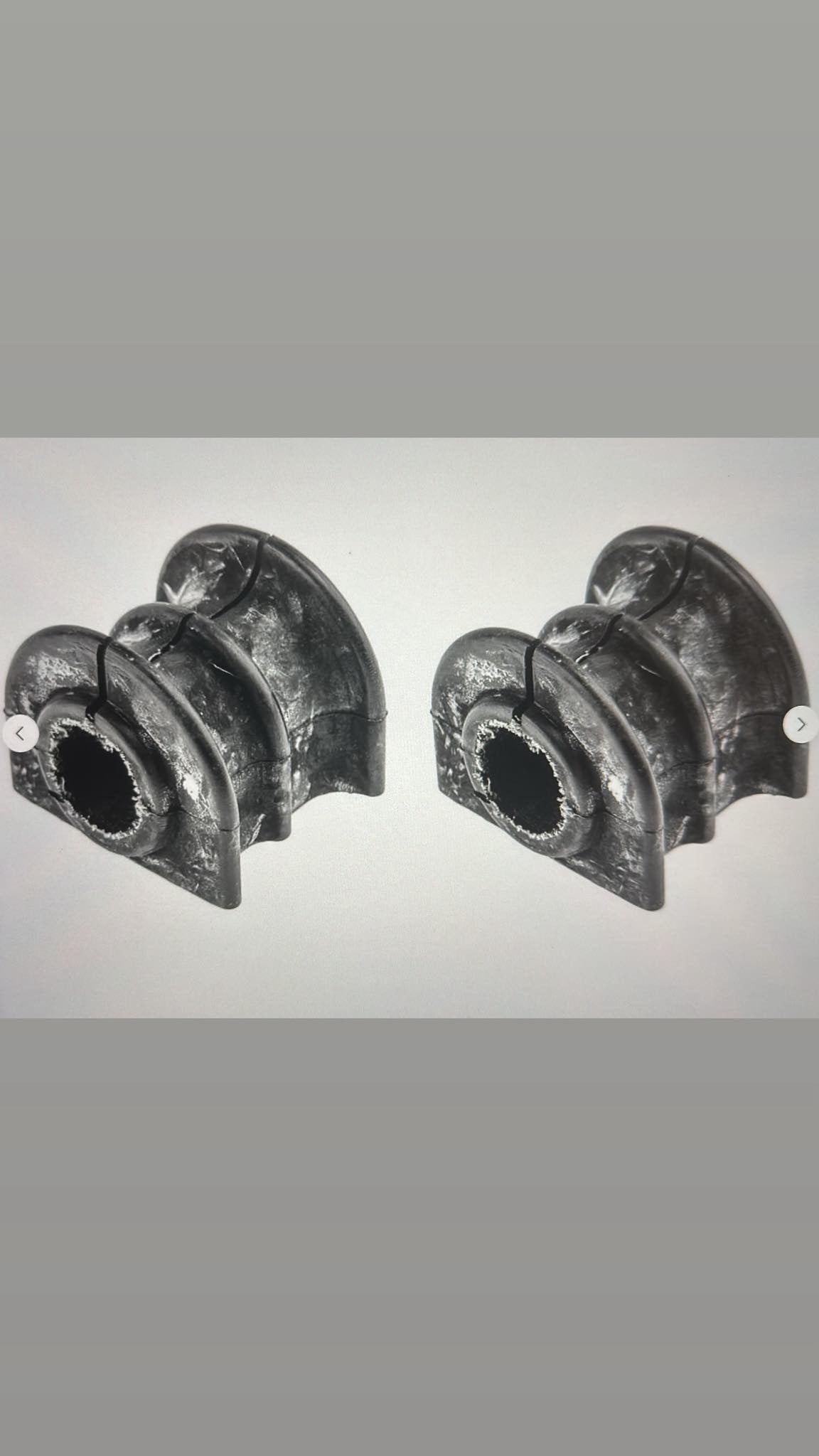 Pièces usure Jeep Grand Cherokee. -2 biellettes avant 

-2 biellettes arrière

-2 silents blocs de barre  stabilisatrice avant 

-2 silents blocs de barre stabilisatrice arrière 

-2 rotules de suspension arrière.