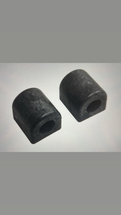 Pièces usure Jeep Grand Cherokee. -2 biellettes avant 

-2 biellettes arrière

-2 silents blocs de barre  stabilisatrice avant 

-2 silents blocs de barre stabilisatrice arrière 

-2 rotules de suspension arrière.
